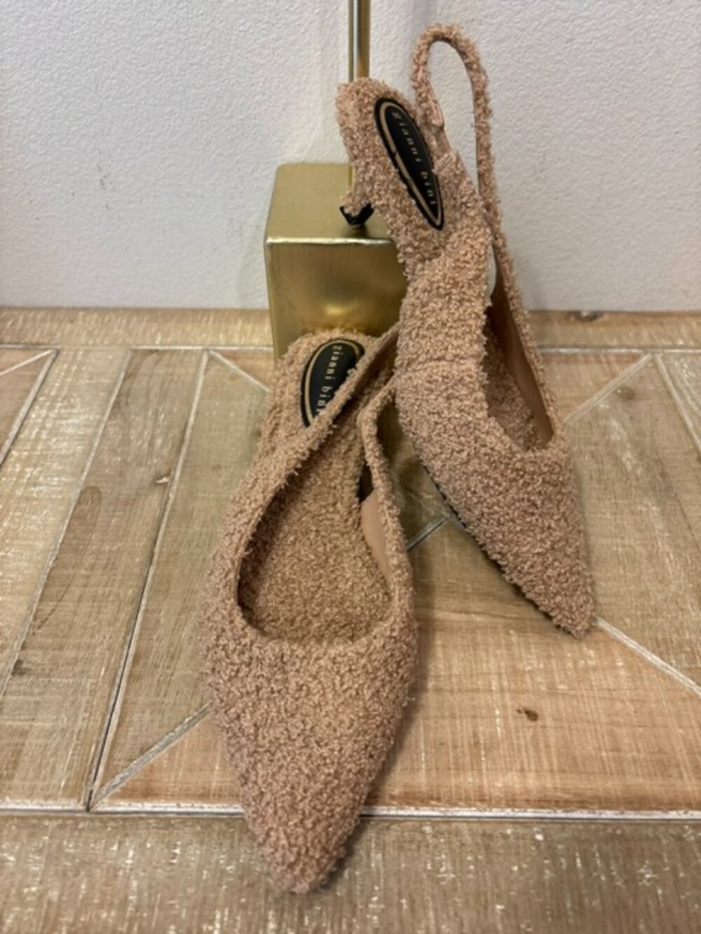 NWOT Gianni Bini Faux Shearling Slingback Pumps Tan Size 8